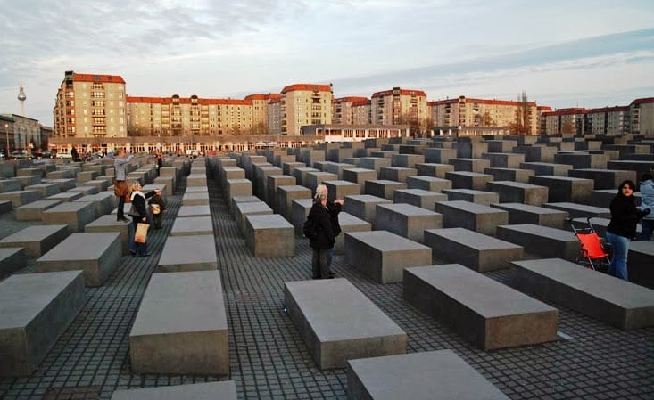 Visita ao Memorial do Holocausto em Berlim