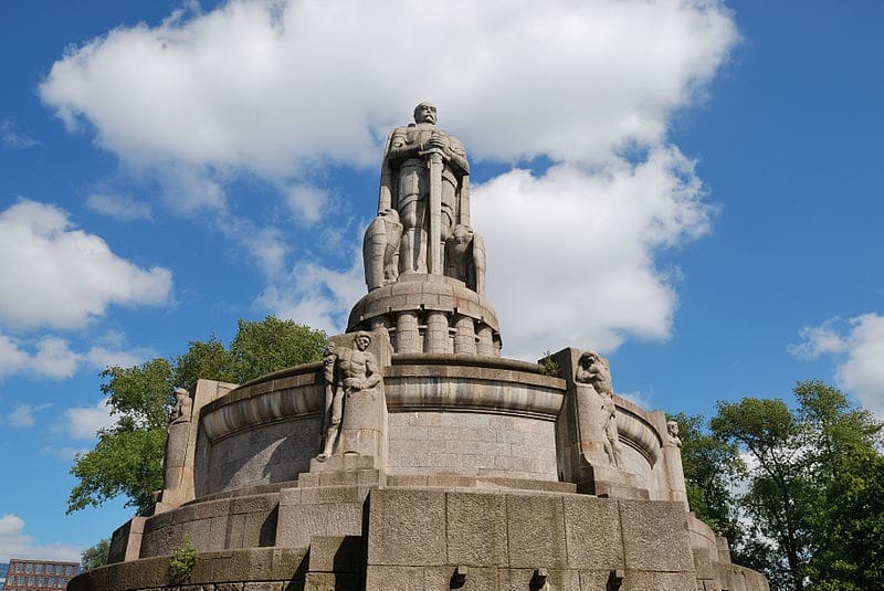 Monumento a Bismarck em Hamburgo