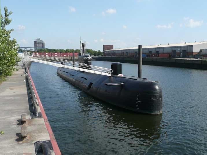 Submarino B-515 em Hamburgo