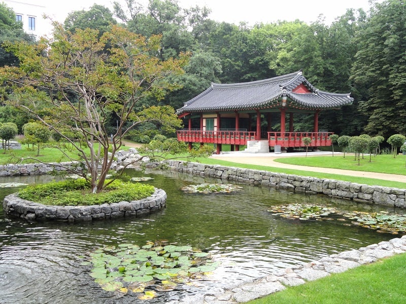Jardim Coreano no Grüneburgpark em Frankfurt