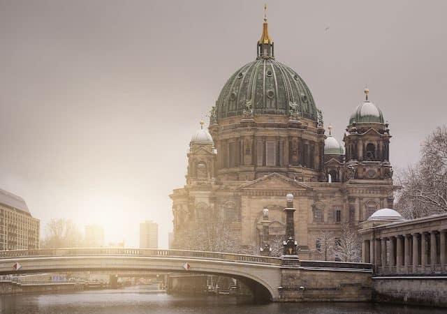 Catedral de Berlim no inverno