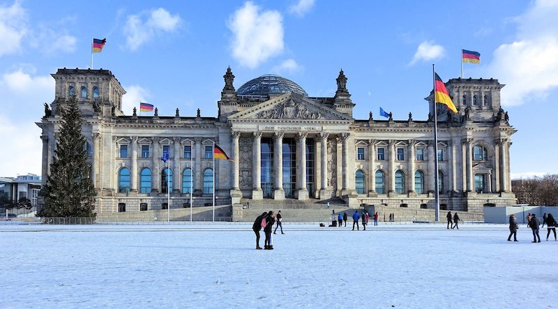 Neve em Platz der Republik em Berlim