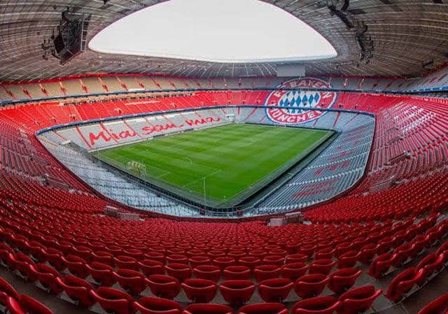 Tour do estádio Allianz Arena em Munique
