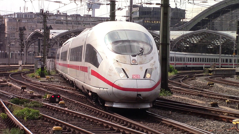 Trens em Colônia